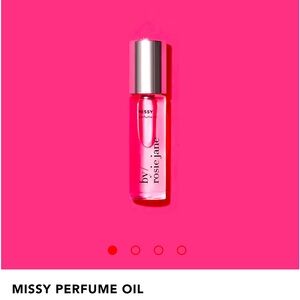 🦋3/$15 Missy Perfume Oil by/rosiejane